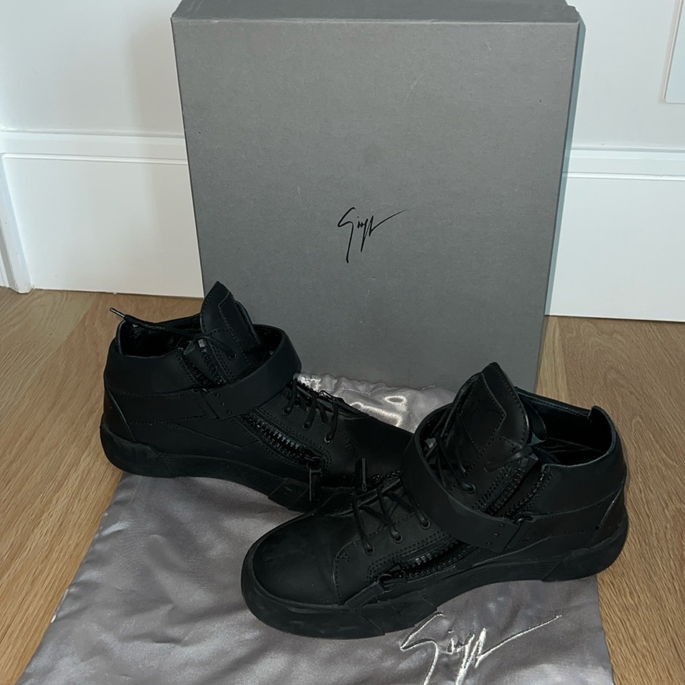 Giuseppe Zanotti hightop sneakers